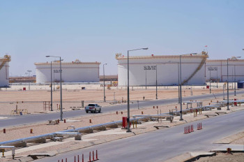 الطاقة الدولية: سيتم توفير 271 مليون برميل نفط من مخزونات الدول