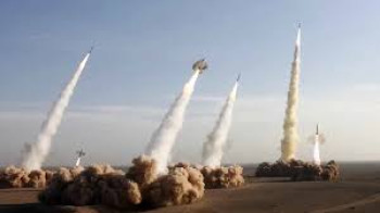 الحرس الثوري يكشف تفاصيل هجوم صاروخي على قواعد عسكرية أمريكية في المنطقة