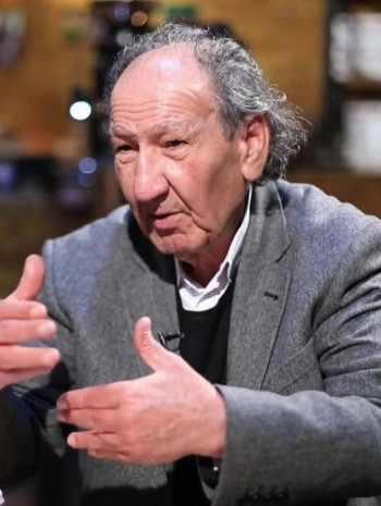 الموت يُغيب الشاعر والناقد العراقي مالك المطلبي عن 85 عاما