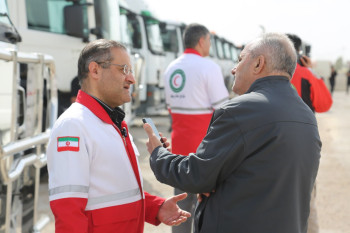 اكد ان الشعب الايراني بحاجة ماسة للمساعدات.. مدير الهلال الاحمر الايراني: نشكر المرجع "علي السيستاني" والشعب العراقي