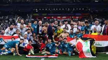 بعثة المنتخب الوطني تصل لعمان وحافلات من البصرة لنقلهم الى العراق