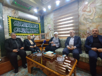 بعد أداء مهمتهم الشرعية والإنسانية..ممثل السيد "السيستاني" يستقبل أعضاء قافلة إغاثة الشعب الايراني:رحلة القافلة كانت محفوفة بالمخاطر