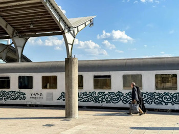 اسرائيل تحذر الإيرانيين من استخدام القطارات حتى مساء اليوم