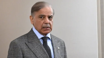 رئيس وزراء باكستان يبدأ جولة تشمل السعودية وقطر وتركيا