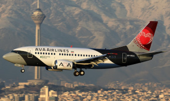 بعد تعليق دام نحو شهرين.. إيران تعيد فتح جزء من مجالها الجوي وعدد من المطارات