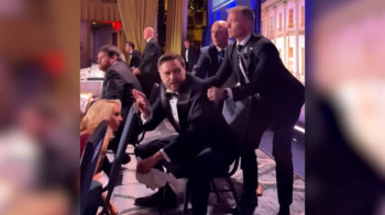 ترامب اعتقد في البداية أنها ناتجة عن سقوط صينية:  تفاصيل ما حدث بحفل عشاء مراسلي البيت الأبيض