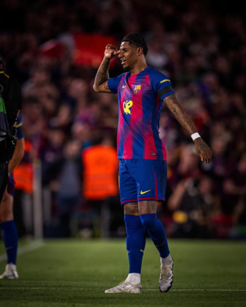 برشلونة يتوج بالليجا للمرة 29.. وريال مدريد يغرق في عار الموسم الصفري