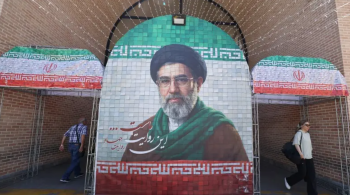 7 شروط لطهران بأي مفاوضات مع واشنطن.. نائب إيراني يكشف