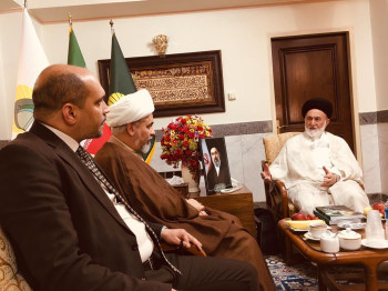 العتبة الحسينية تبرم اتفاقاً في إيران لترجمة "موسوعة أهل البيت" وتبحث التعاون مع مؤسسات علمية