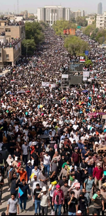 تجمع الخريجين القدامى يطالب بتشريع قانون خاص بهم ويستعد لتظاهرة مليونية في بغداد
