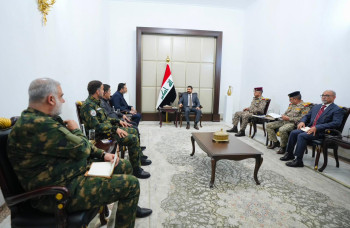 رئيس الوزراء علي الزيدي يلتقي وفدين من العصائب وكتائب الإمام علي (ع) والاتفاق على تشكيل لجنة لتنفيذ إجراءات فكّ الارتباط بالحشد الشعبي