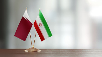 إيران تعلن قرب ربط شبكتها الكهربائية مع قطر