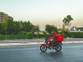 المرور: تعليمات جديدة لتنظيم قيادة الدراجات النارية