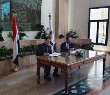 للحصول على شهادة "البورد المصري".. هيئة الصحة توقع اتفاقية مع مجلس الصحي المصري لاعتماد مراكزها للتدريب السريري