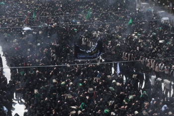في يوم دفن الاجساد: بنو أسد وملايين الزائرات يحيون عزاء يوم مدفن الحسين (عليه السلام) في كربلاء