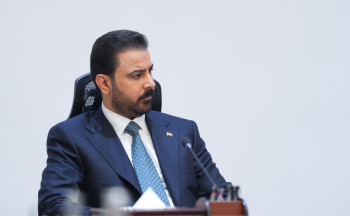 "منشار" الزيدي في مواجهة "حيتان" الأحزاب: هل يقطع رؤوس الفساد الكبيرة؟