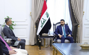 الزيدي يؤكد للسفير البريطاني على ضرورة إنهاء الأزمات الاقليمية والدولية  من خلال الحوار