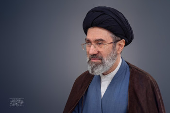 المرشد الإيراني يعين قيادات جديدة لرئاسة الأركان والحرس الثوري
