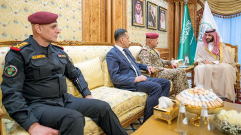 وزير الدفاع السعودي يستقبل وفد امني عراقي:المملكة ستقف دوما مع العراق لدعم أمنه واستقراره