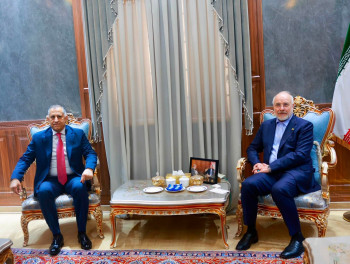 ايران تدعم "حصر السلاح" في العراق.. رسائل سياسية وأمنية من لقاء قاليباف والعبودي