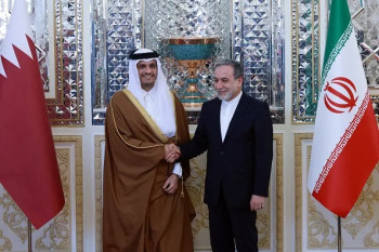 الخارجية الإيرانية تكشف هدف زيارة رئيس وزراء قطر إلى طهران