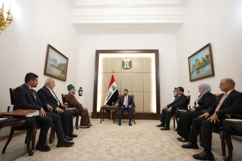 الزيدي يستقبل وفد العتبة العباسية ويؤكد دعم الحكومة لمشاريعها الخدمية والعمرانية