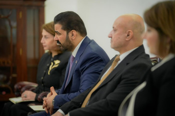 الزيدي يبحث مع ناجيات تركمانيات ملف المختطفات ويؤكد السعي لتعديل قانون الناجيات