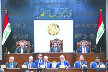مجلس النواب يناقش أزمة الوقود بحضور وزير النفط