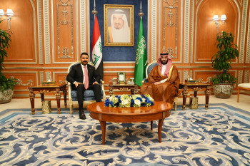 رئيس مجلس الوزراء  علي فالح الزيدي يلتقي في الرياض وليّ العهد السعودي