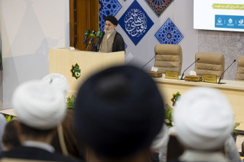 ألف عام من العلم والفكر.. السيد الصافي يستعرض خصوصية الحوزة العلمية في النجف الأشرف